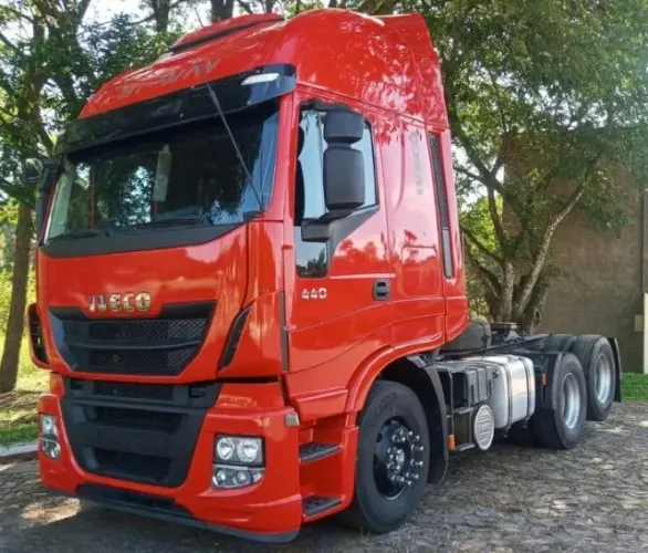 Iveco Hi-Way 440 6x2 - 2019 Cavalo