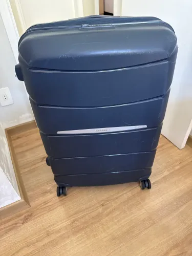 Mala grande de viagem importada - 23 kilos