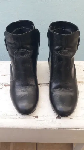 Botas cano curto DESMOND