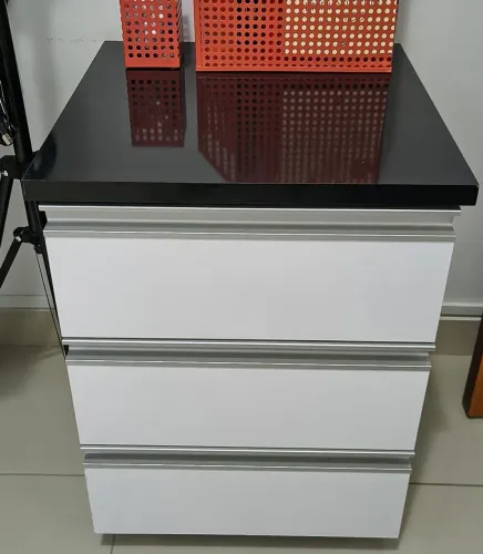 Mesinha gaveteiro para escritório