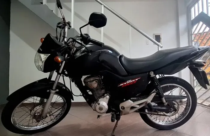 Vendo moto CG Start