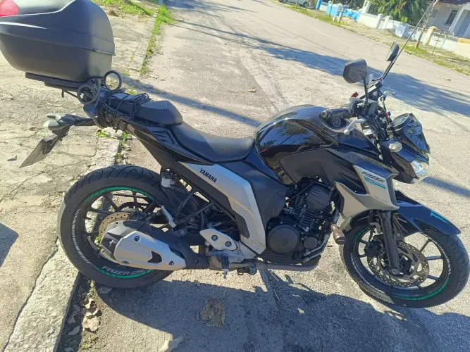 Fz25 ano 2021 pra quem é exigente