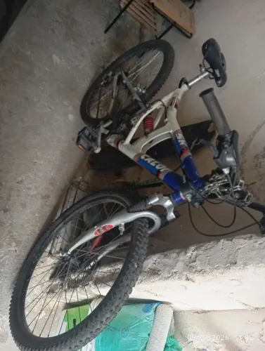 Bicicleta aro 26 caloi