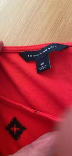 Vestido Tommy  tamanho p excelente estado 