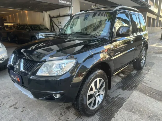 Mitsubishi Pajero TR4 2.0/ 2.0 Flex 16V 4X4 Aut. 2015