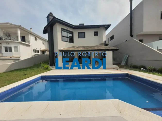CASA EM CONDOMÍNIO - ALPHAVILLE 12 - SP