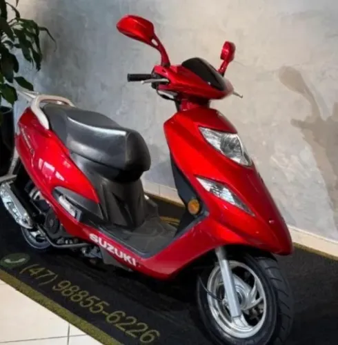 Suzuki Burgman 125 - Ano 2013