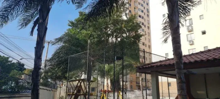 Apartamento a venda condominio 10 Rocha Miranda. Documentado
