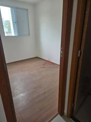 Apartamento com 2 quartos e sala com varanda para alugar, 50 m² por R$ 1.765/mês - Maria P