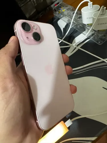 iPhone 15 128GB Rosa eSIM