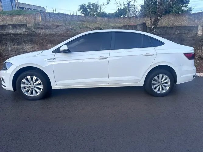 Volkswagen Virtus 1.6 MSI Flex 16V 5P Mec. 2020