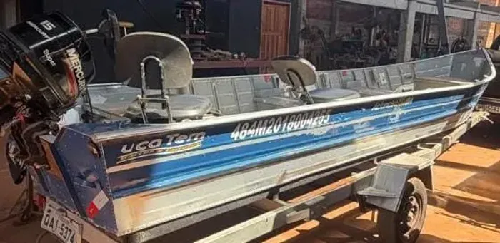 Vendo barco Mercury 15 Ano 2018