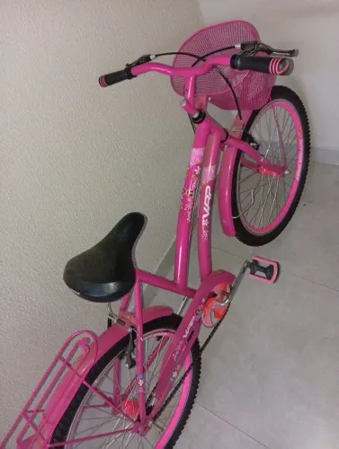 Bicicleta nova nunca usada pra menina até 14 anos