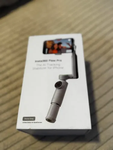 Gimbal INSTA360 FLOW PRO NOVO por apenas R$ 680