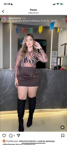 Short saia marrom café tamanho G
