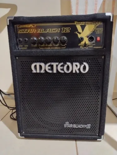 Amplificador Combo para Baixo Meteoro Star Black 130W 12" Preto