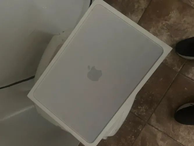MacBook Neo 8/256 cinza