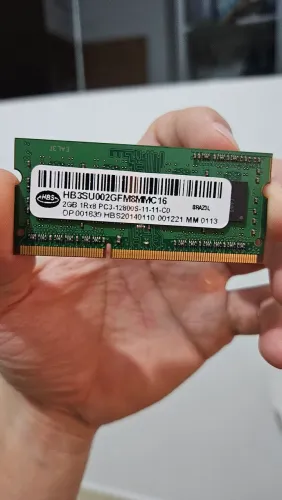 Memória 2gb Ddr3 1600mhz 1.5v Hb3su002gfm8mmc16 Notebook