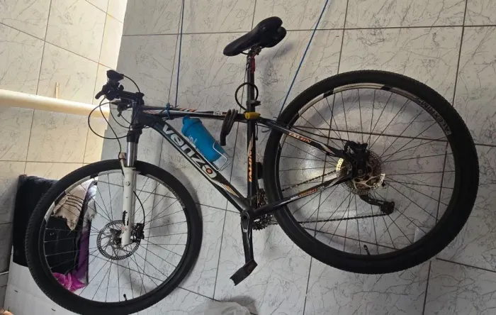 Vendo bike aro 29 venzo relação Shimano Deore 