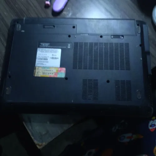 notebook positivo Master n160 estar bem conservado peças  muito boas  acompanhado de cabo 