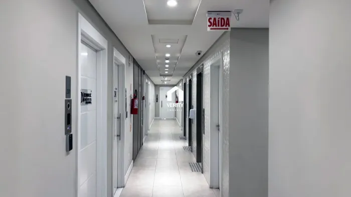 Sala comercial à venda no bairro Estreito - Florianópolis/SC