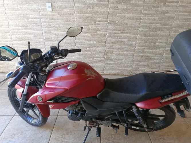 Fazer 150 , único dono com chave reserva e manual