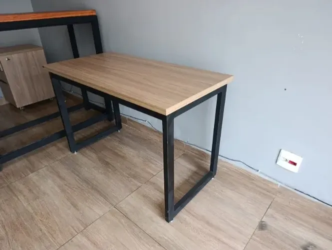 Mesas e Gaveteiros MDF