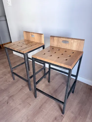 Cadeiras banquetas