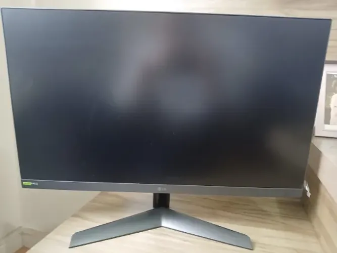 Monitor Gamer LG UltraGear 24'' 180Hz - Full HD