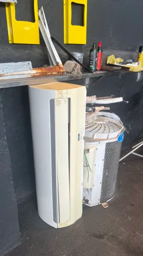 Split Springer Midea 22.000 BTU?s