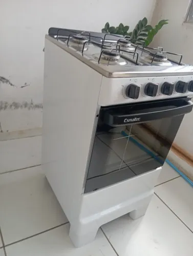 Fogão Esmaltec Novo