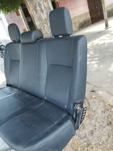 Banco traseiro da Hilux 2022
