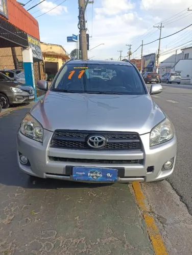 Toyota RAV4 2.4 4X2 16V 170cv Aut. 2011