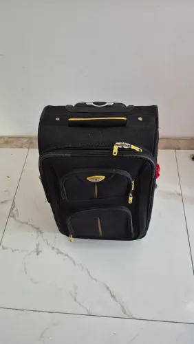 Mala de viagem Traveler?s Choice - expansível - R$ 150
