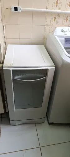 Máquina de lavar louça semi-nova!