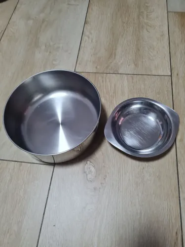 SALADEIRA E MOLHEIRA EM AÇO INOX - 21CM E 14,5 CM DE DIAMETRO