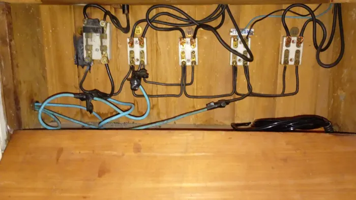 ELETRICISTA RESIDENCIAL E PREDIAL