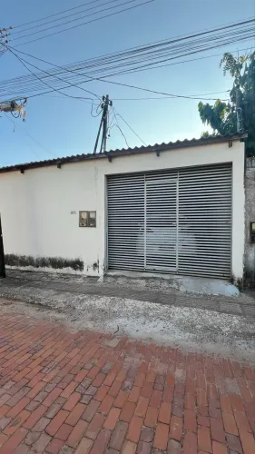 Locação - Disponível a partir de Setembro