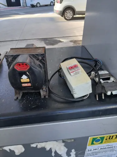 Transformador bivolt