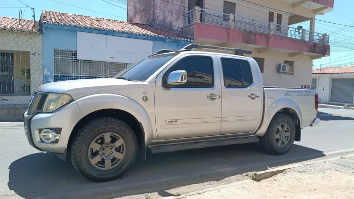 Nissan Frontier SV Attack CD 4X2 2.5 TB Diesel 2013