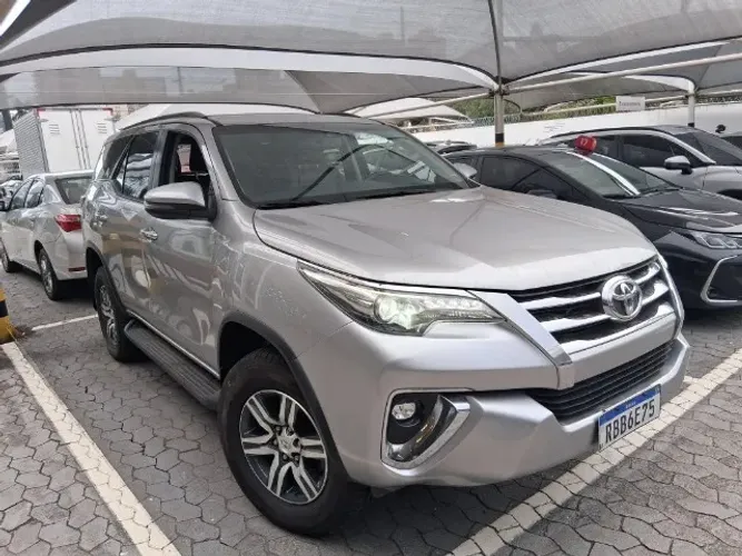 Toyota Hilux SW4 SRV 4X2 2.7 Flex 16V Aut. 2020