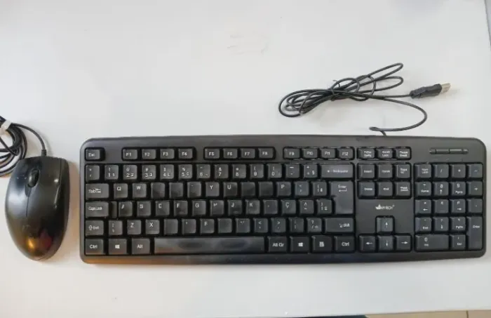 Kit Teclado (APP-TECH) e Mouse (hp)