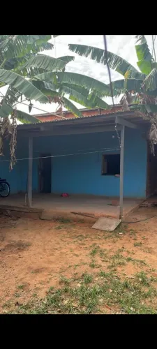 Vendo uma casa na Vila Acre
