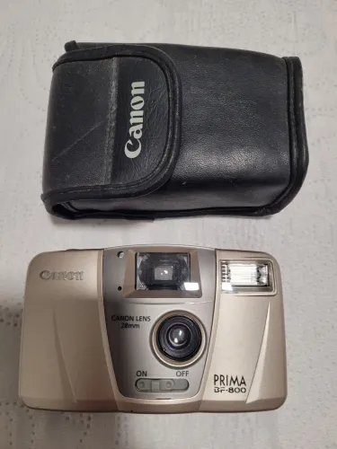 Câmera analógica Canon Prima BF 800
