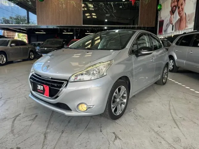 Peugeot 208 Griffe 1.6 Flex 16V 5P Mec. 2015