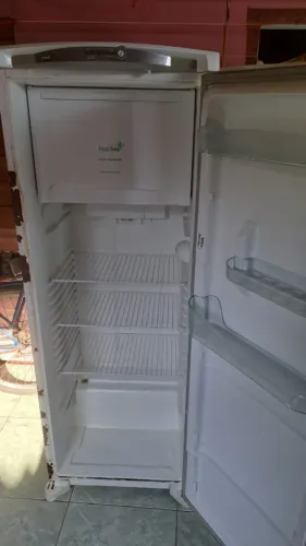 Geladeira fros Free 