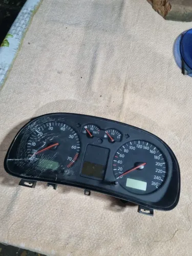  Painel Golf GTI Bora MK4 para peças  