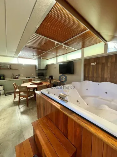Sobrado com 3 dormitórios à venda, 116 m² por R$ 1.500.000,00 - Cézar de Souza - Mogi das