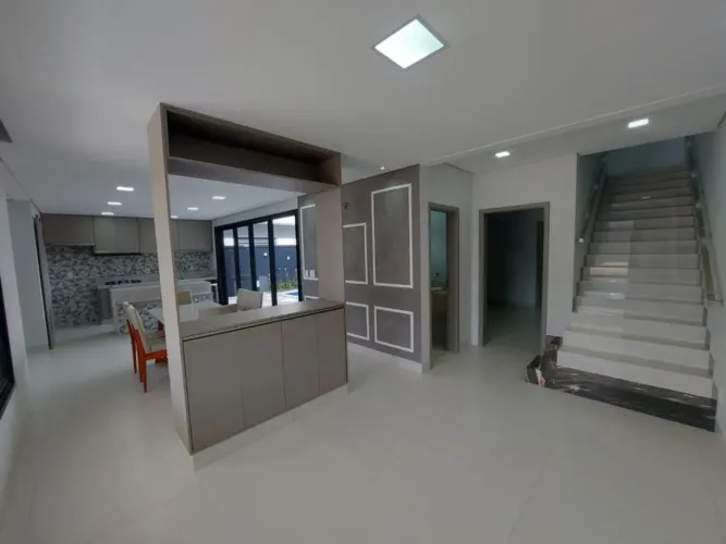 Casa à venda em Paulínia, Jardim Pari, com 3 suítes, com 210 m², Condomínio Royal Garden