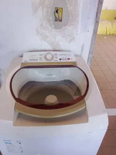 Máquina com probleminha só na parte de lavar ela não tá lá lavando mais centrífuga e